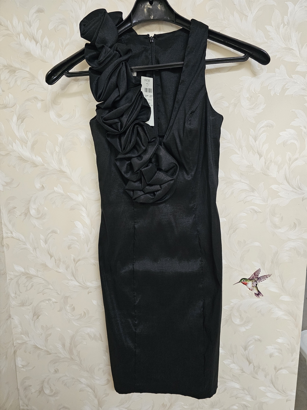 Cache Black  Cocktail Dress with Ruffle Shoulder